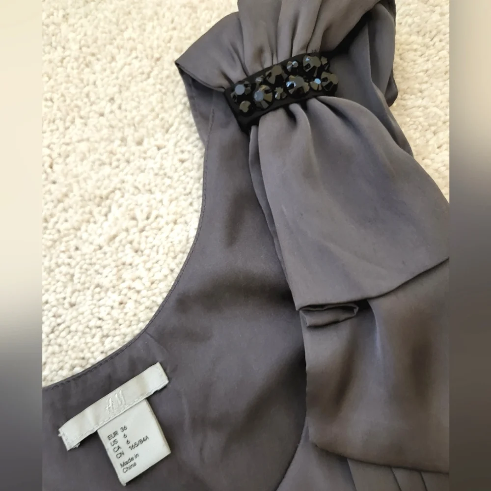 H&M - Picture 2 of 2